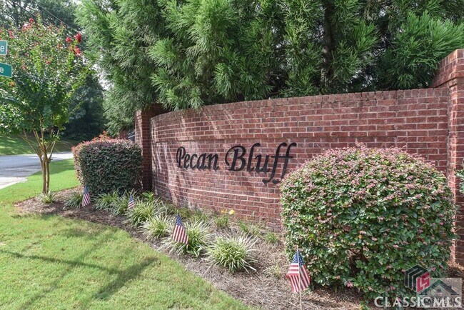 Building Photo - 100 Pecan Bluff Dr