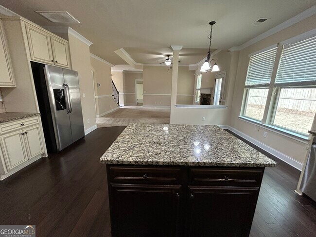 Building Photo - 2942 Dobbs Ct