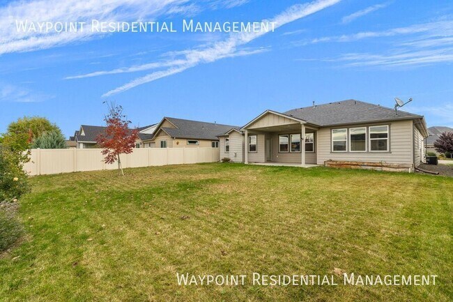 Building Photo - 4235 S Highcliff Ave