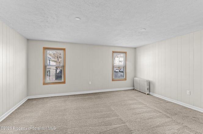 Building Photo - 302-304-304 Vine St