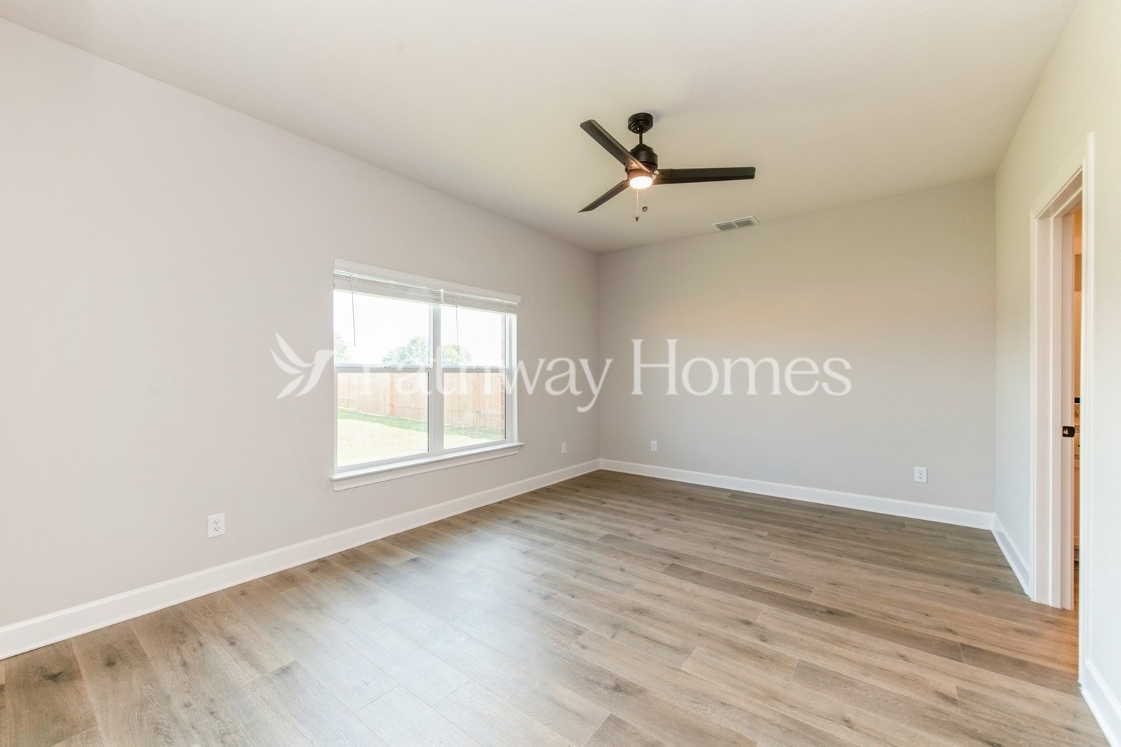 Building Photo - 619 Brookside Dr