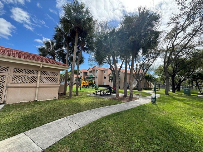 Building Photo - 15780 SW 106th Terrace