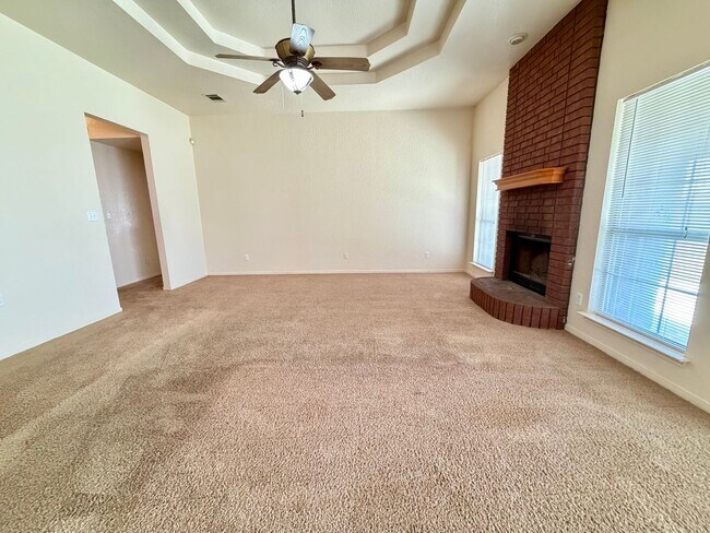 Building Photo - 2202 Amethyst Dr