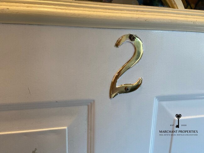 Building Photo - 40 Newton St