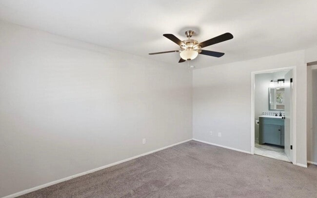 Building Photo - 4026 N Granite Reef Rd