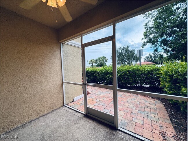 Building Photo - 13100 Bella Casa Cir