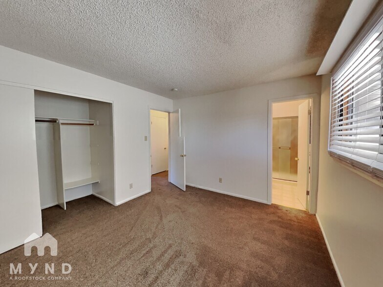 Building Photo - 2910 Apollo Way