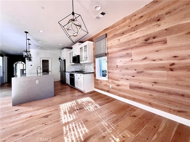 Building Photo - 101 Fixie