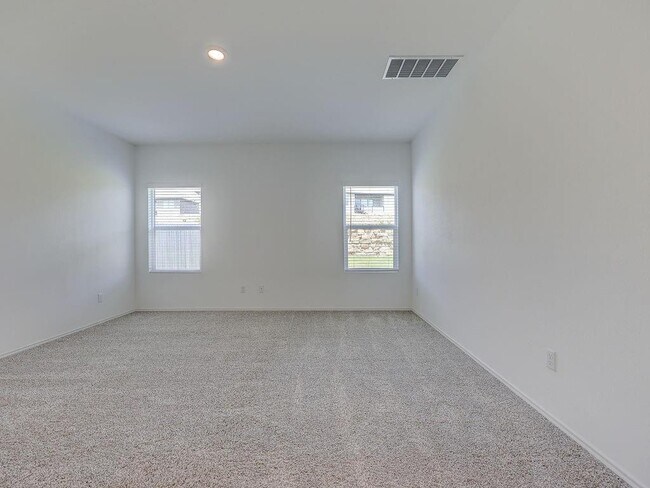 Building Photo - 1629 Brueggerhoff Rd