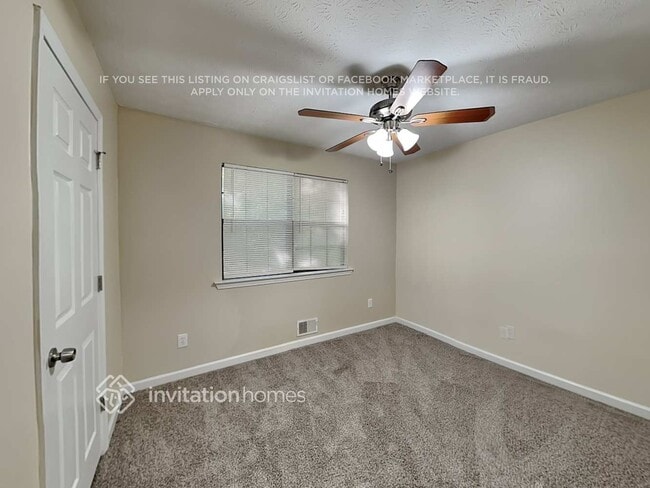Building Photo - 40 Brook Valley Dr