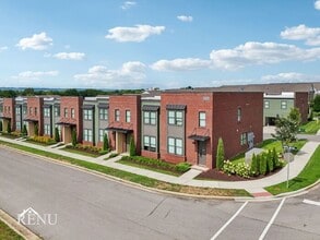 Building Photo - 1001 Lifford Ln