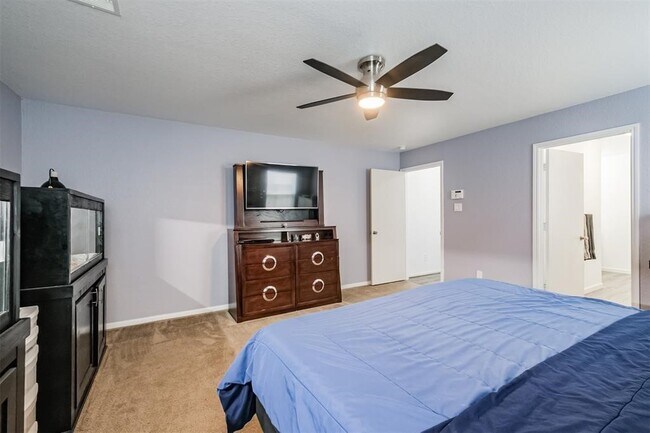 Building Photo - 3142 View Valley Trail