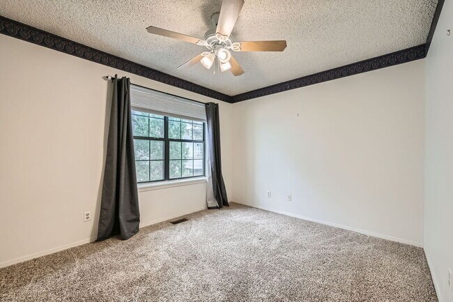 Building Photo - 961 Tampico Ct