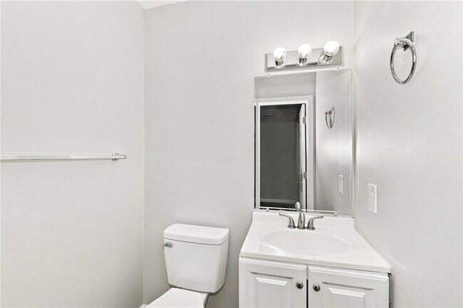 Building Photo - 8788 E Bourne Dr