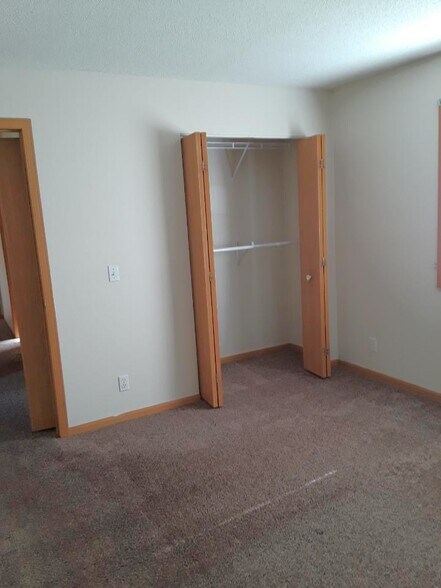 Building Photo - 2102 135th St