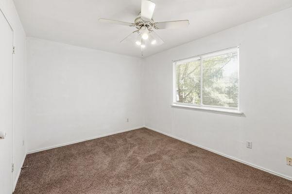 Building Photo - 9703 Sugar Hill Dr