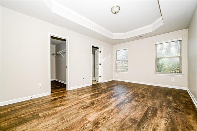 Building Photo - 2347 Castle Keep Way