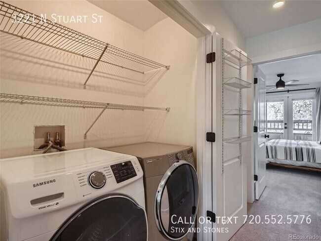 Building Photo - 3221 Stuart St