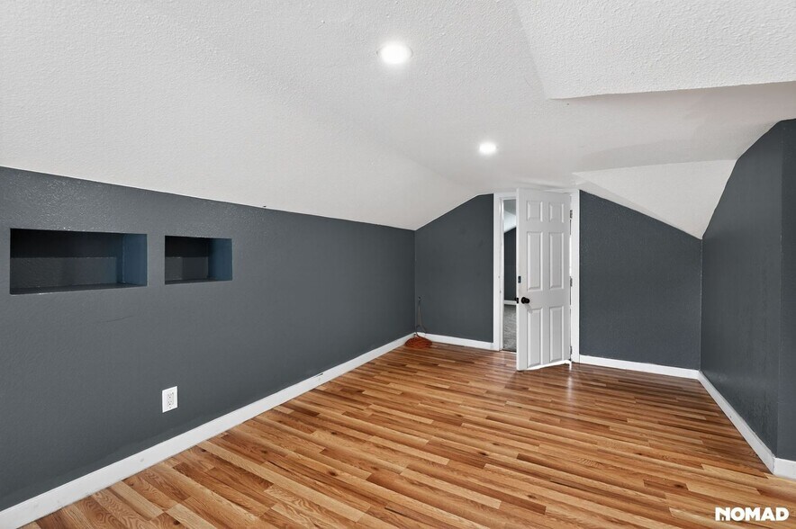 Building Photo - 3839 Reed St