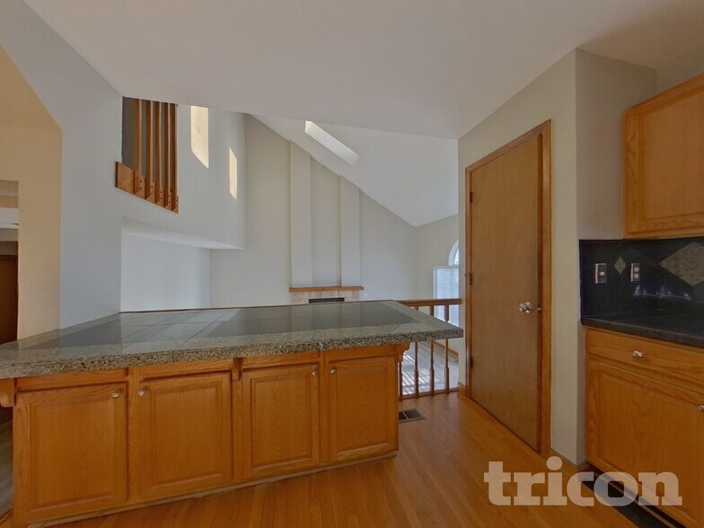 Building Photo - 14652 E Bellewood Pl