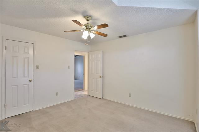 Building Photo - 2965 Red Oak Cir