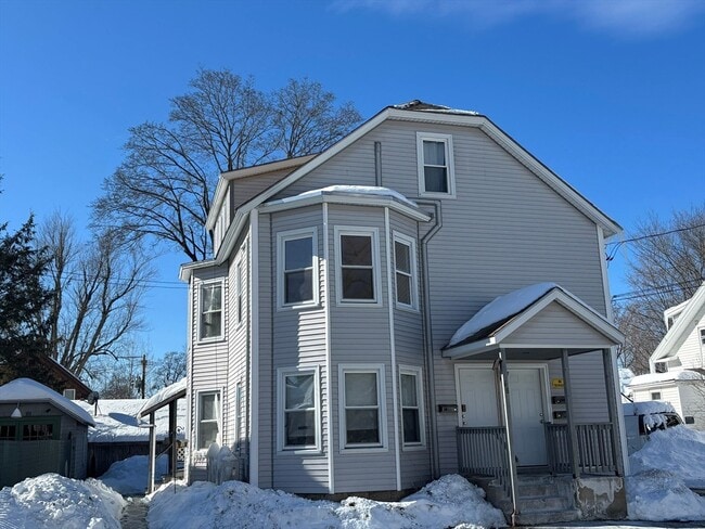 Building Photo - 68 Laurel St