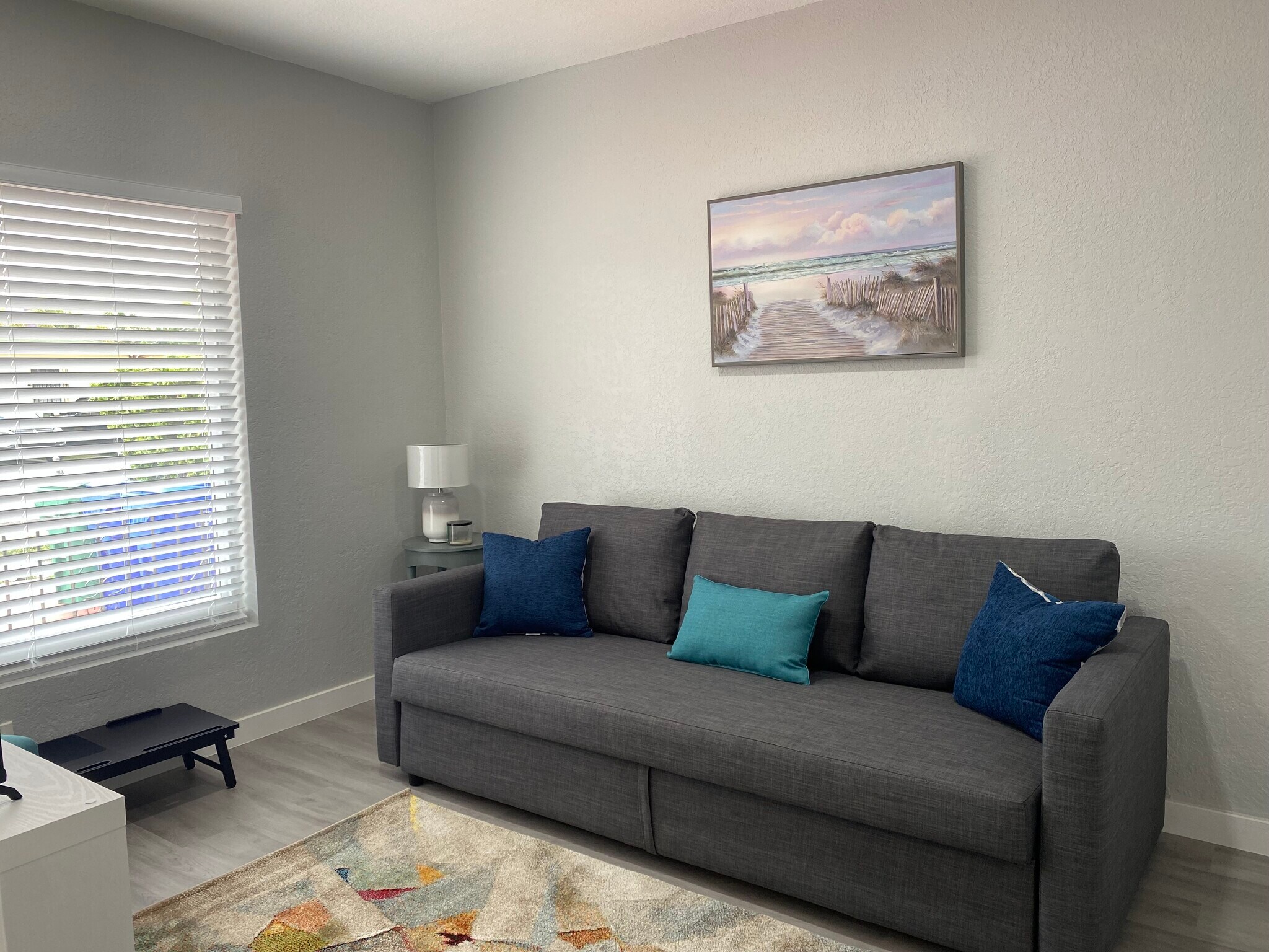 Building Photo - 2820 SW 1st St