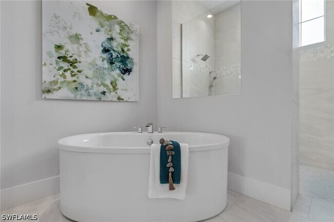 Building Photo - 6051 Plana Cays Dr