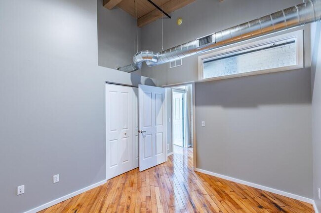 Building Photo - 116 N 4th St