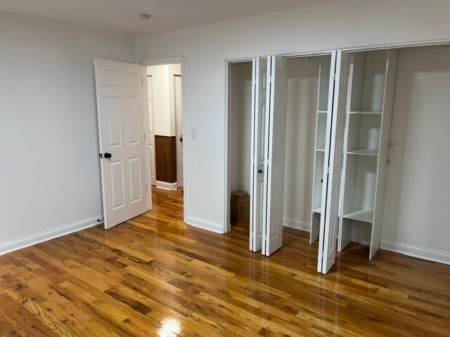 Building Photo - 1811 Jamestown Cir