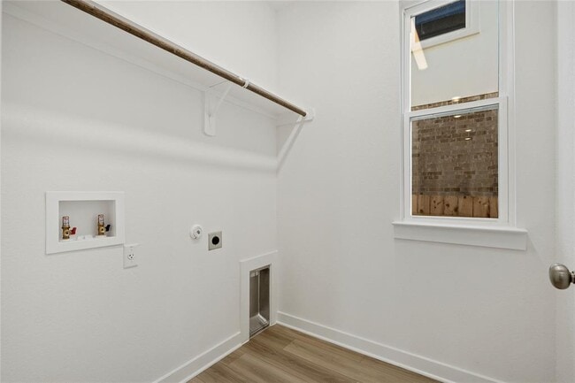 Building Photo - 2521 Dabster Dr