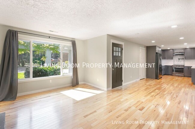 Building Photo - 2012 SE 138th Ct