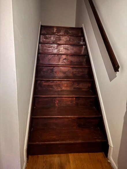 Building Photo - 31-31 103rd St