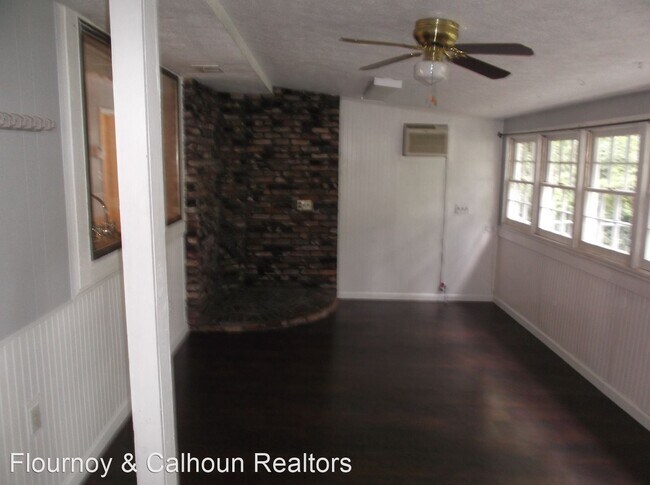 Building Photo - 3 br, 2 bath House - 5627 Rockhurst Drive