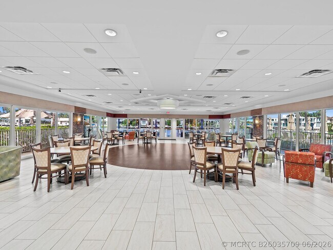 Building Photo - 3300 S Ocean Blvd