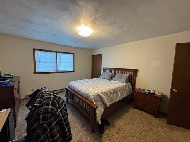 Building Photo - Spacious Townhome in Exeter, PA!