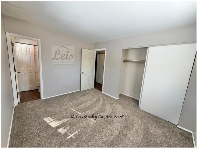 Building Photo - 1112 Skylark Dr