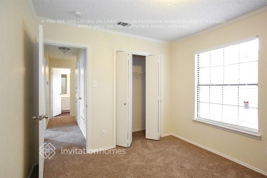 Building Photo - 1456 Thistlewood Ln