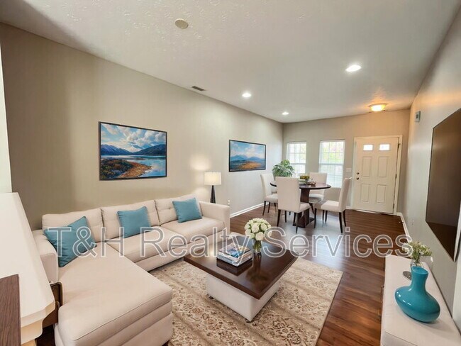 Building Photo - 9765 Rolling Plain Dr