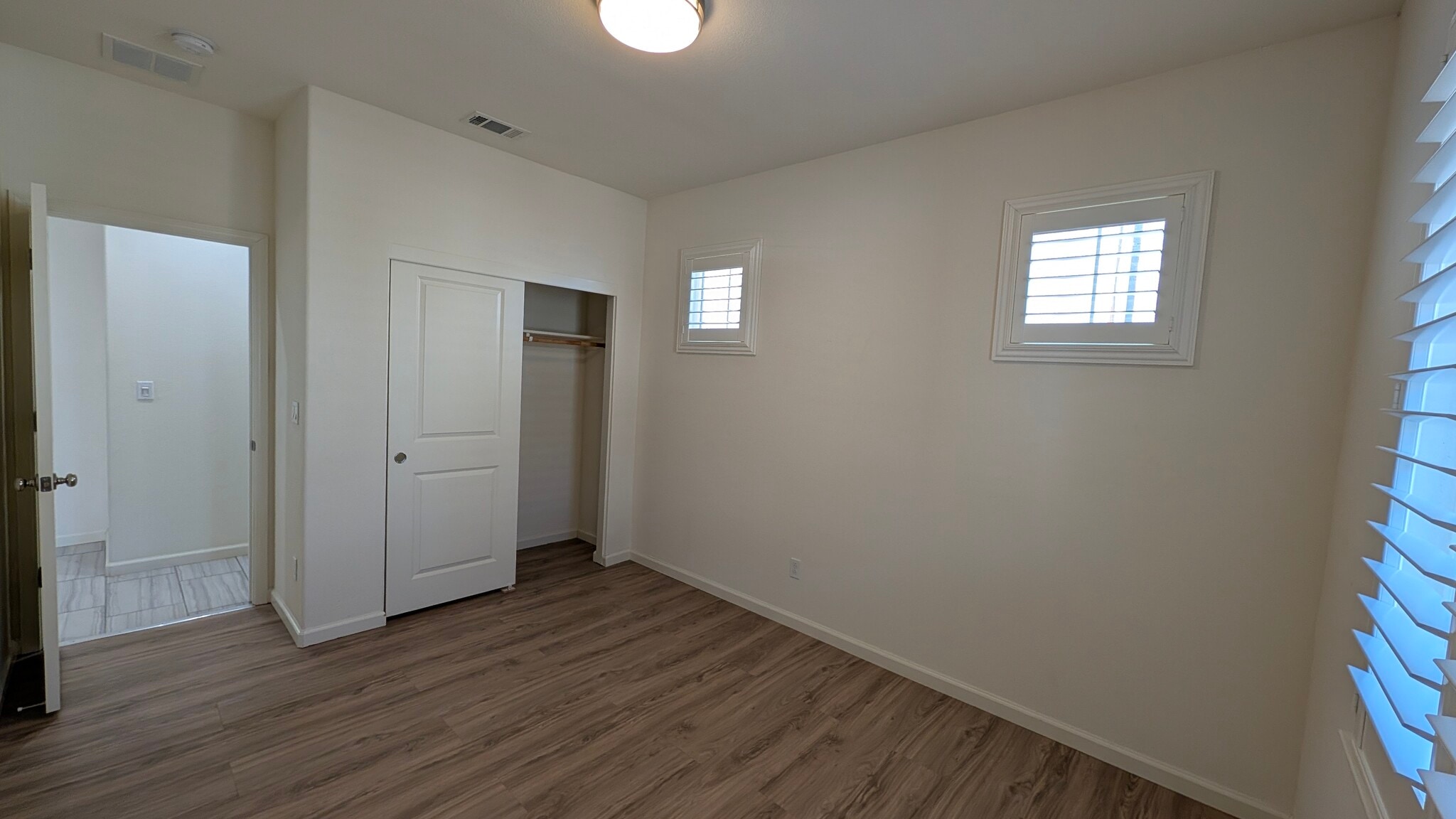 Building Photo - 1140 Bonino Way