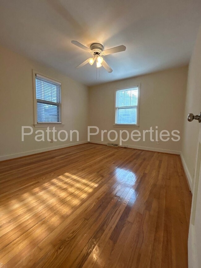 Building Photo - West Columbia Home Available 03-20-26