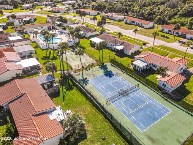 Building Photo - 710 Flamingo Dr