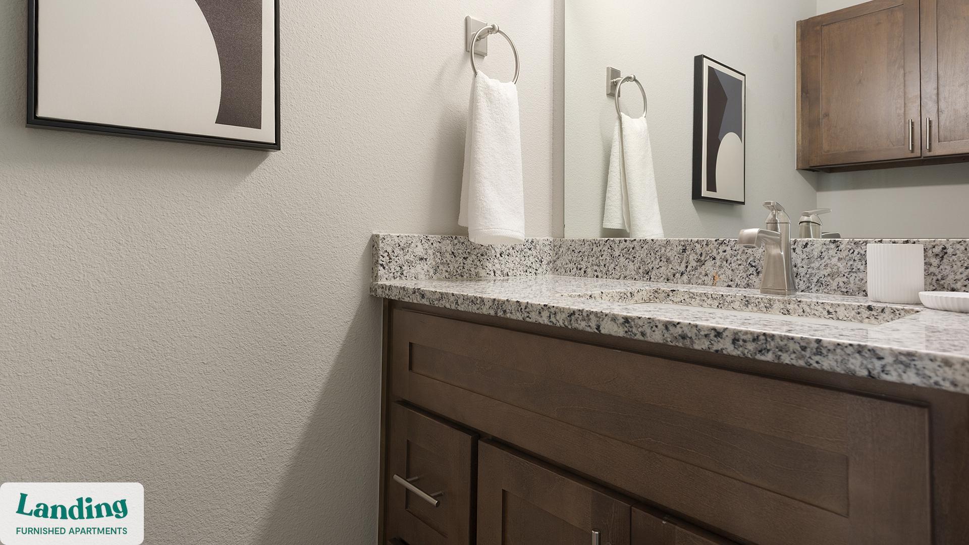 Building Photo - 3401 Redbud Ln