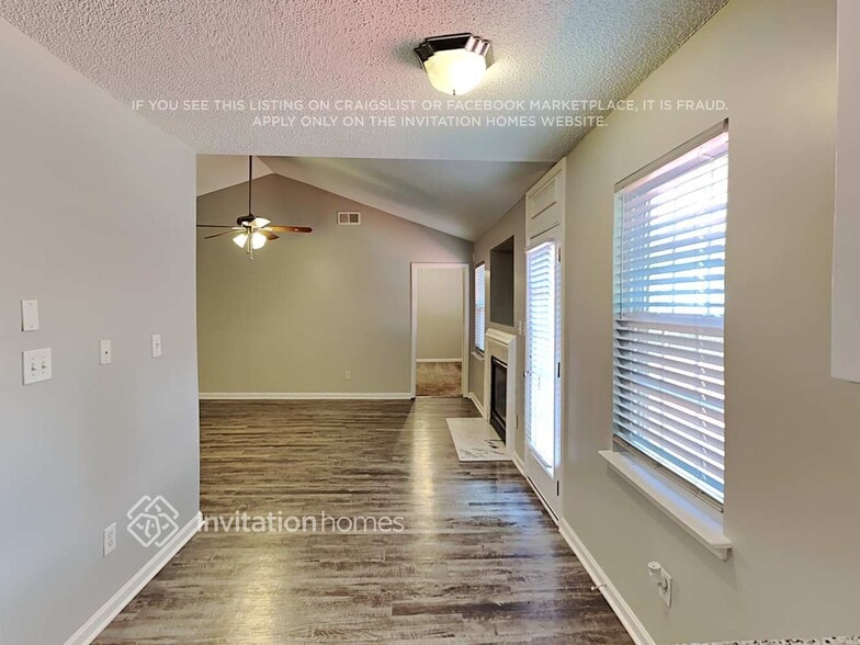 Building Photo - 133 Chere Helen Dr