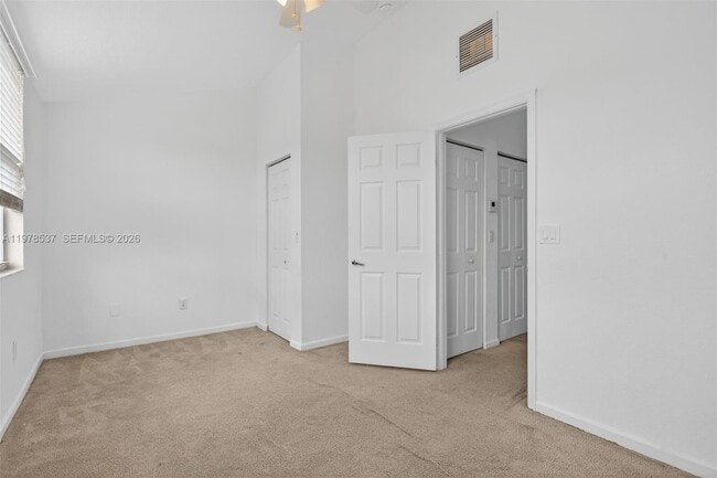 Building Photo - 6613 Winfield Blvd