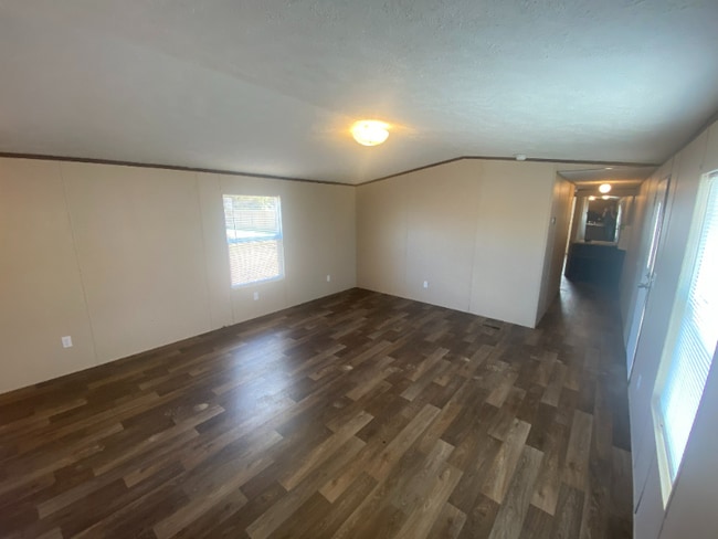 Building Photo - 604 Alexander Rd