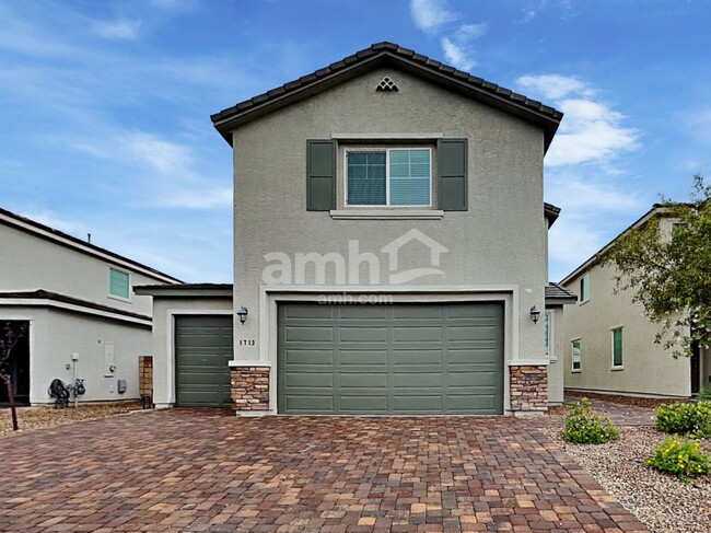 Building Photo - 1713 Viaggio Ave