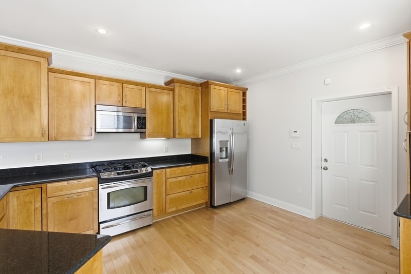 Building Photo - 3021 E Baltimore St