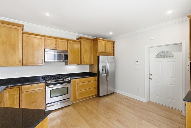 Building Photo - 3021 E Baltimore St