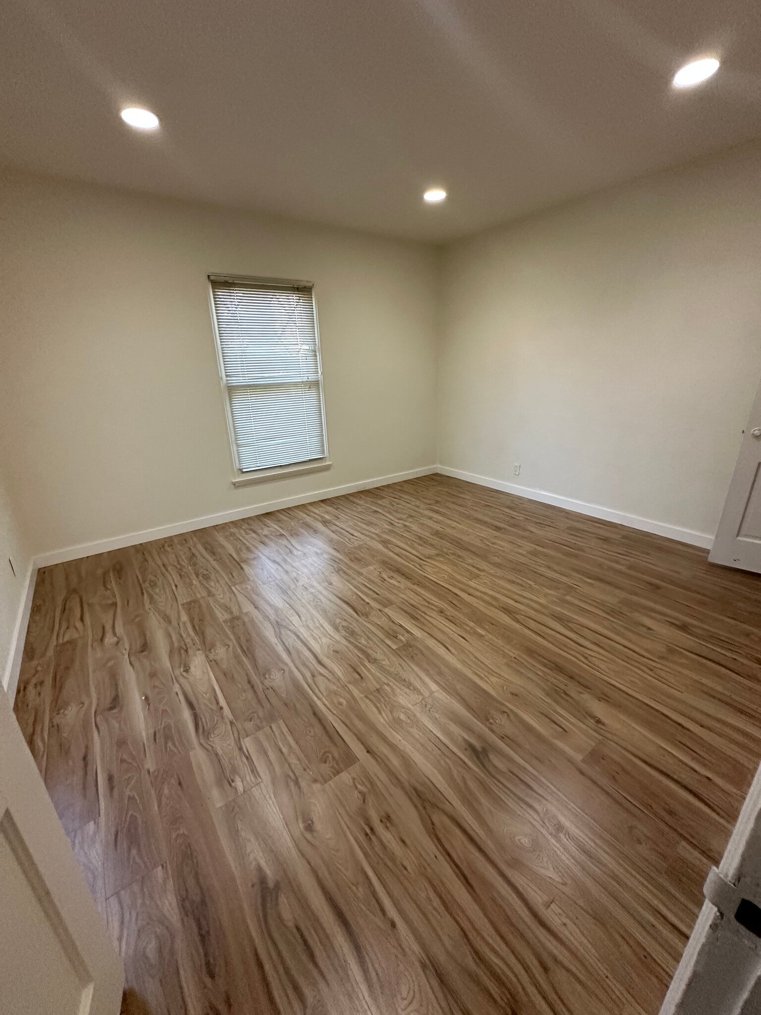 Building Photo - 2033 N Manning St